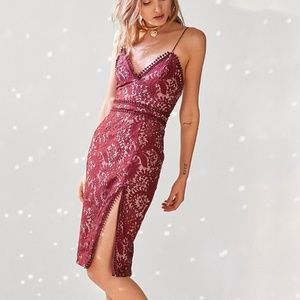 Stylestalker Davis Midi Dress with Slit Size S